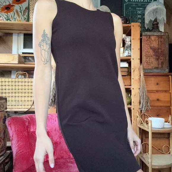 Disorderly Kids Brown Sleeveless Shift Dress Round Neck Textured Knit Mini Dress - Picture 6 of 8